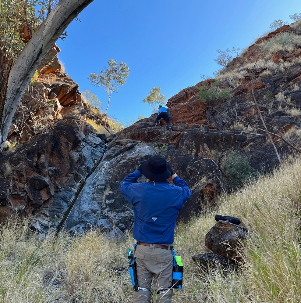 Fraser scaling rocks