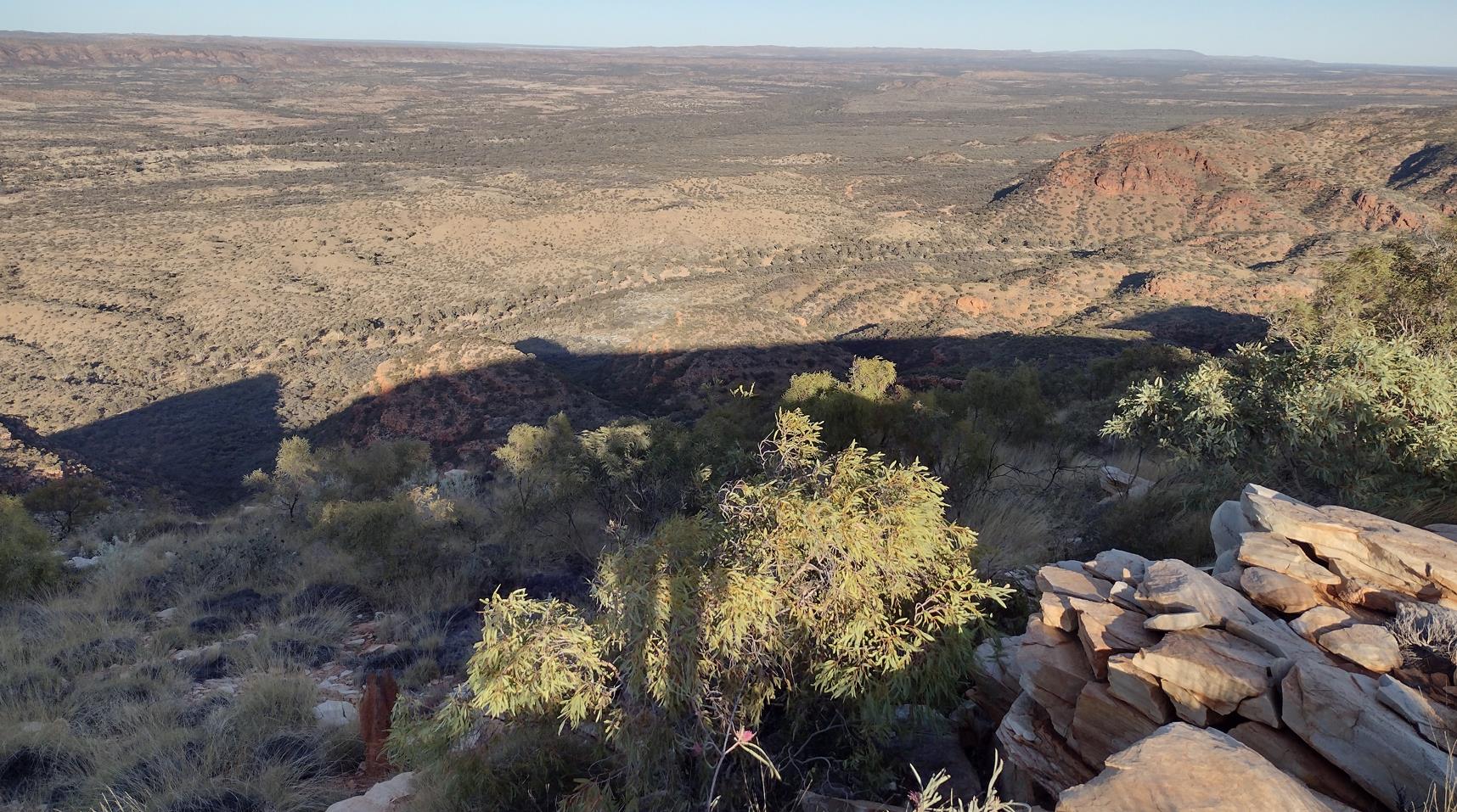 The view south from the spine of Sonder.