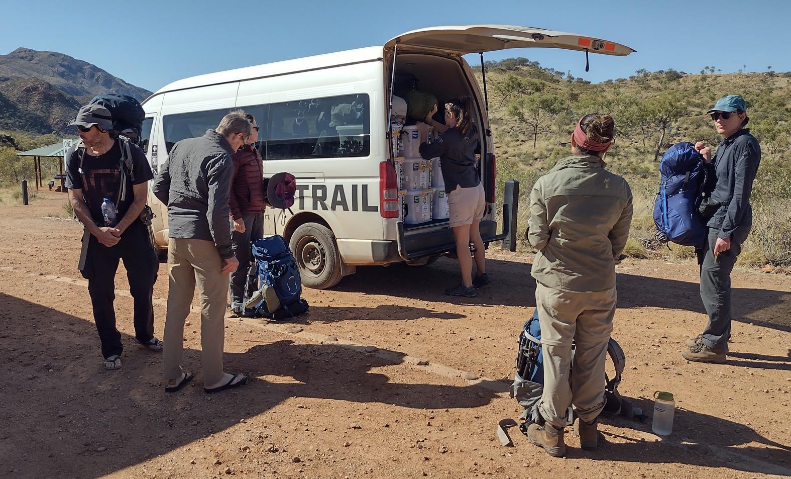 Waiting for the bus. Sonder at top left.